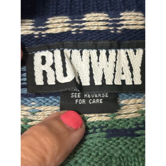 Runway Aztec sweater, Nordic, Fair Isle, ski lodge, grandpa core, cozy, 80s/90s - Picture 6 of 7